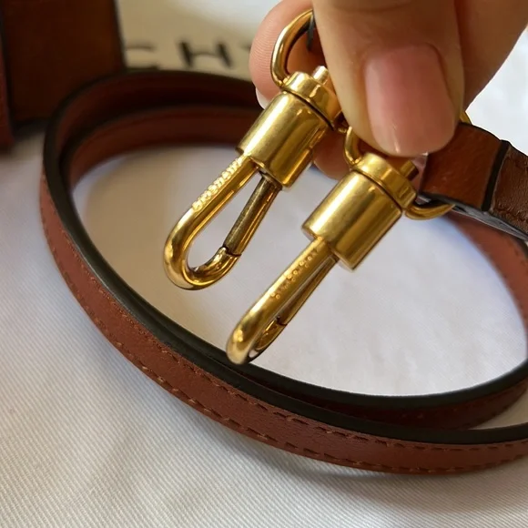 Givenchy Small GV3 Leather & Suede Crossbody Bag Chestnut - Picture 14 of 15